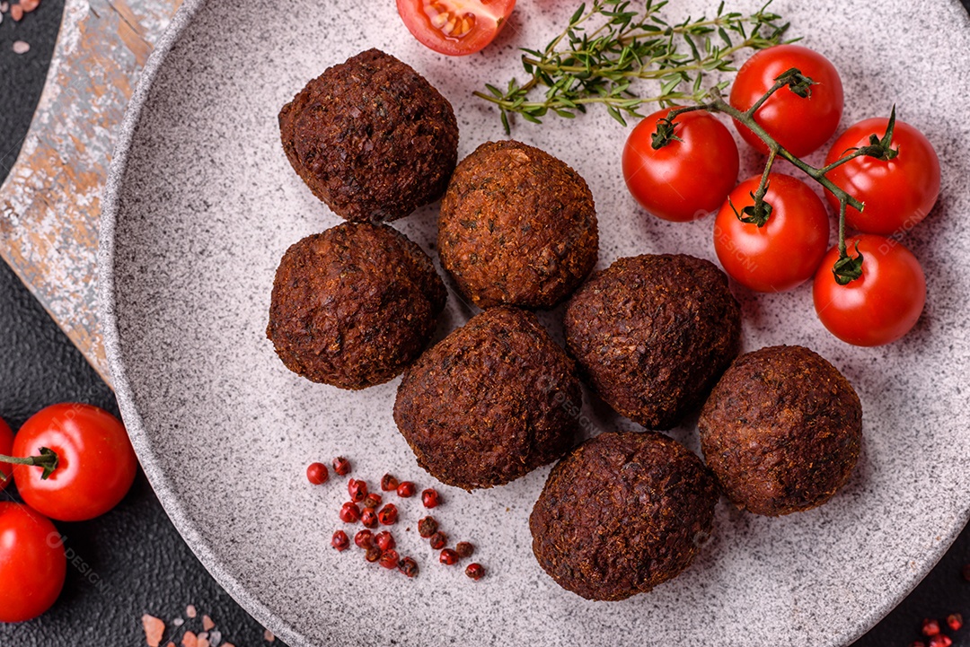 Imagem mostra Falafel, um bolinho frito popular no Oriente Médio