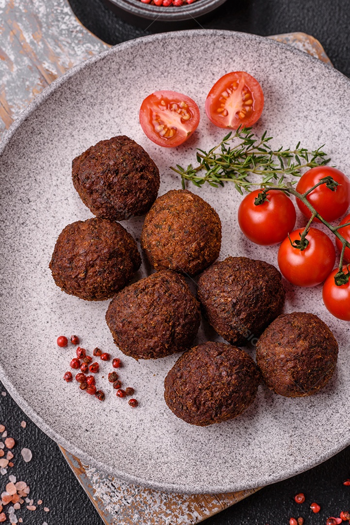 Imagem mostra Falafel, um bolinho frito popular no Oriente Médio