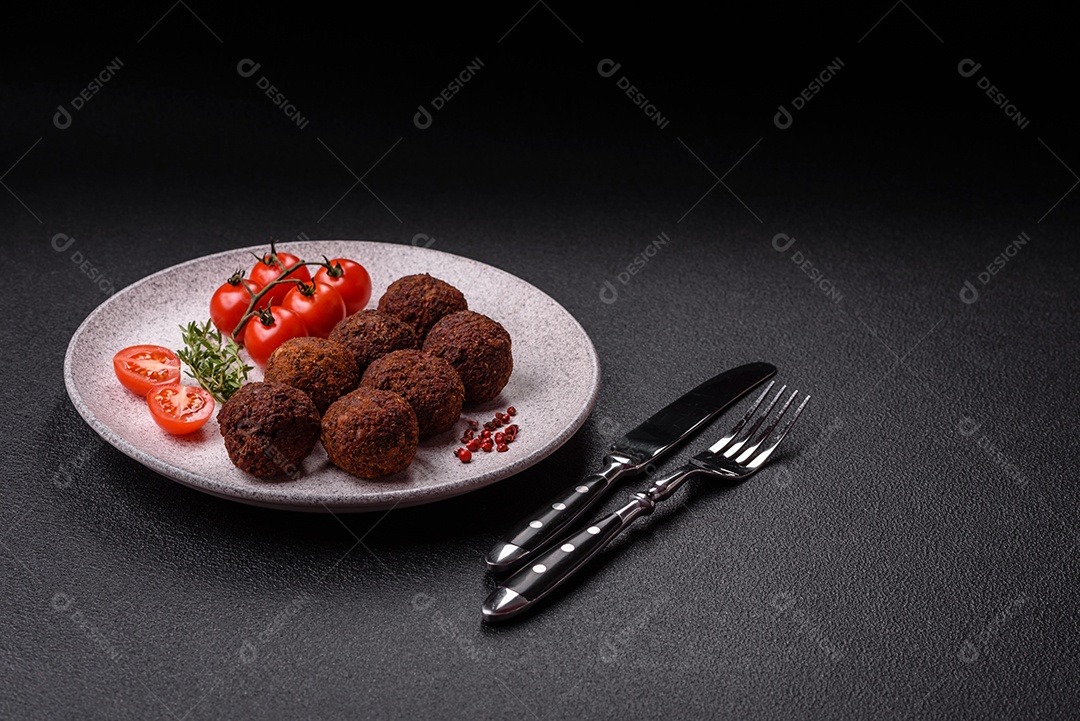 Imagem mostra Falafel, um bolinho frito popular no Oriente Médio
