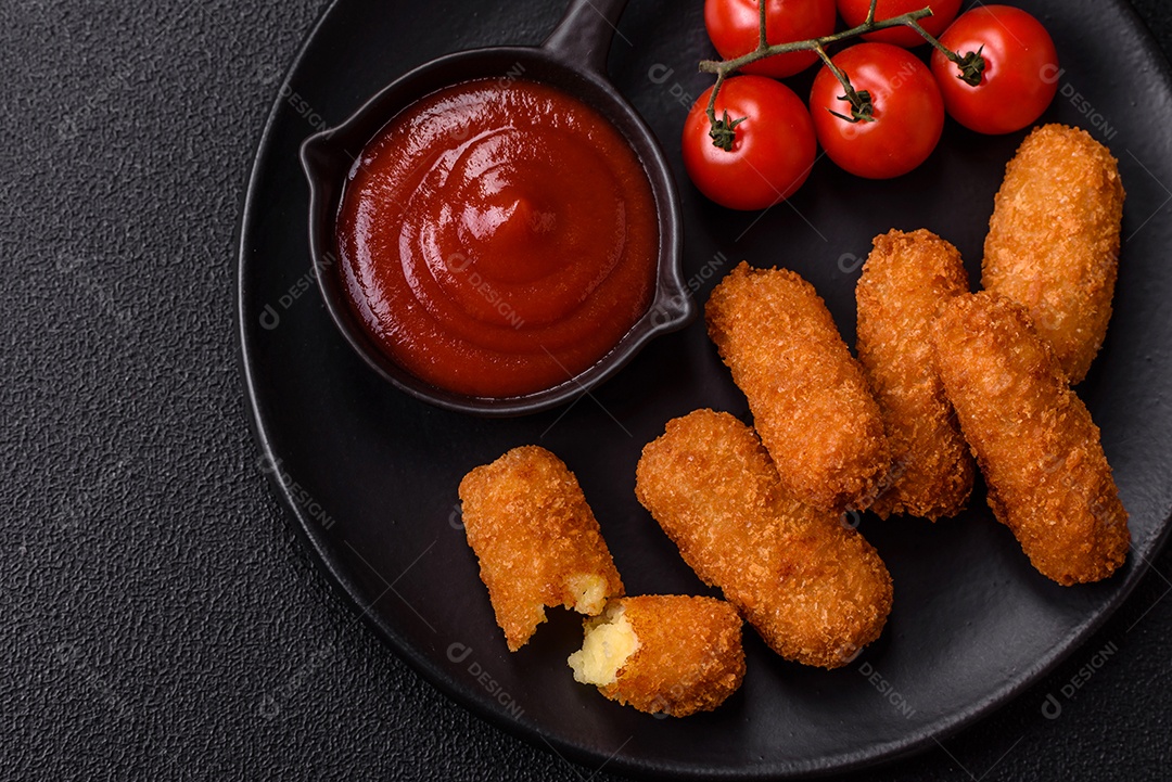 Imagem mostra palitos de frango empanado