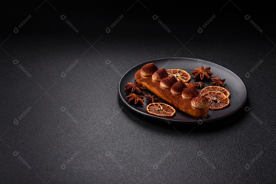 Retrato saboroso de éclair mesa concreto