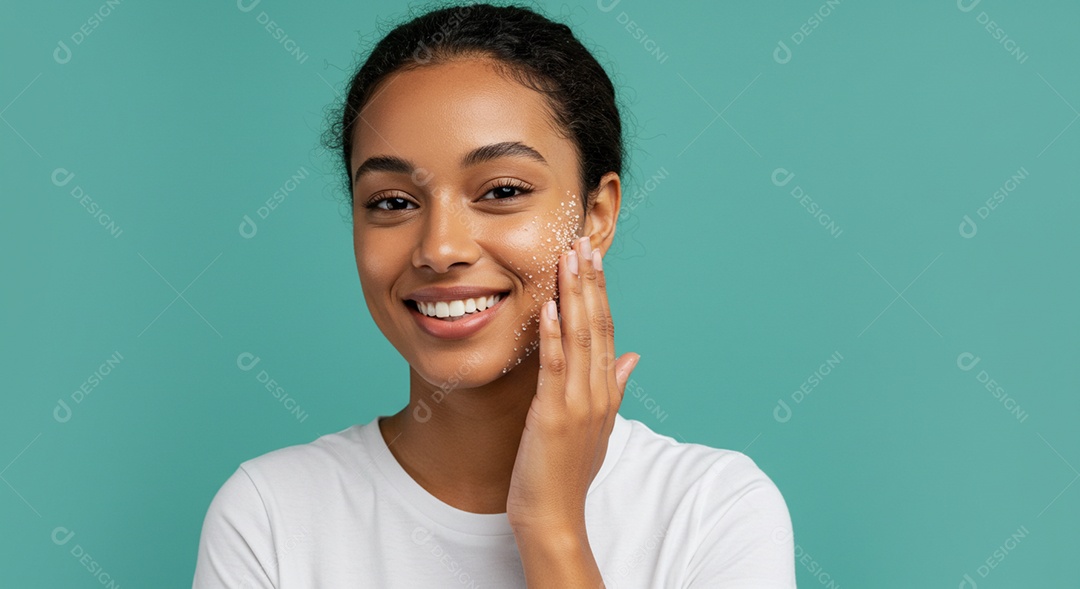 Linda mulher negra em um dia de beleza