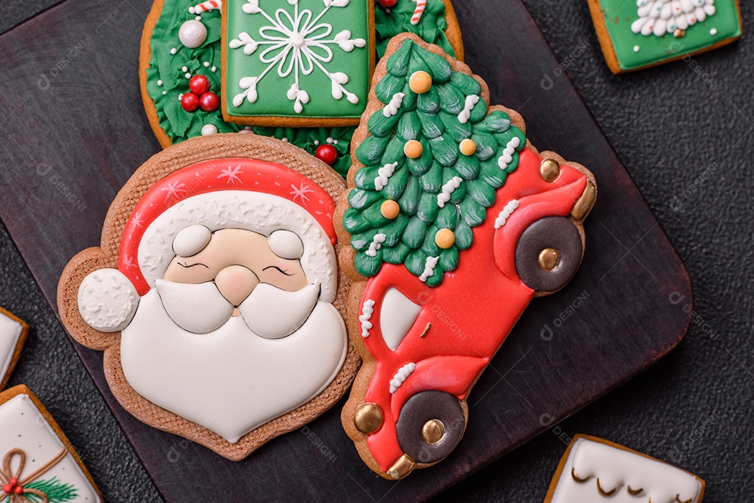 Biscoitos de gengibre decorados, um clássico da culinária natalina