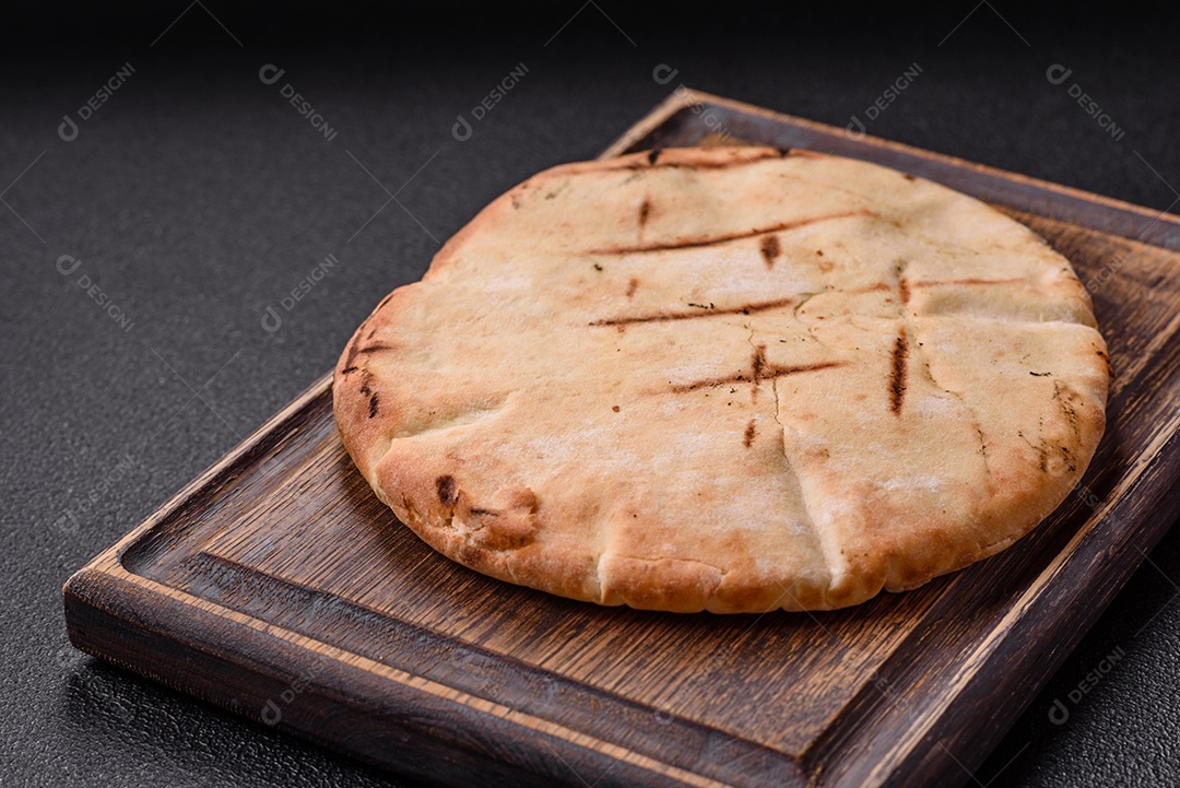 Imagem mostra um tipo de pão conhecido como Pita
