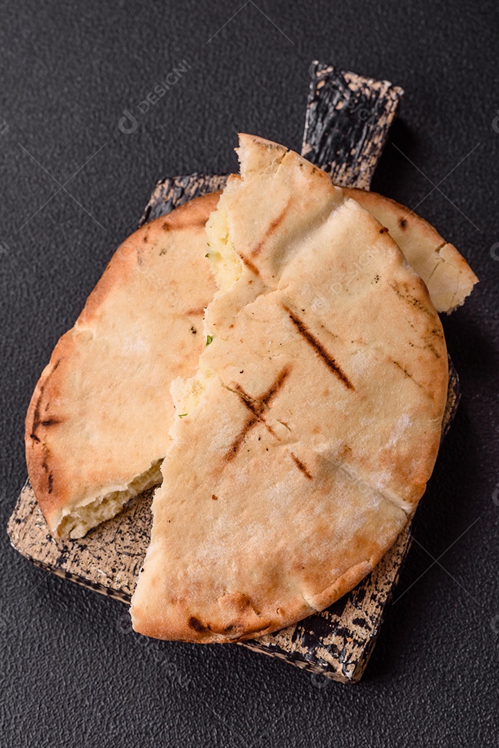 Imagem mostra um tipo de pão conhecido como Pita