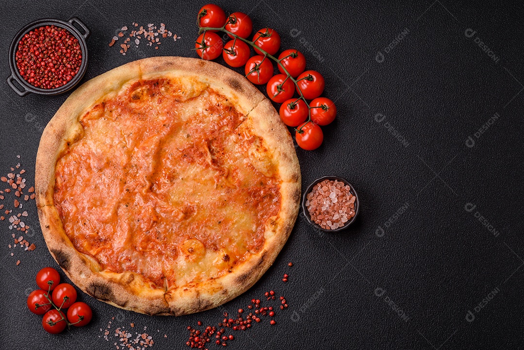 A imagem mostra uma Pizza Margherita, um clássico da culinária italiana.