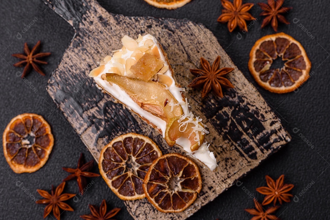 A imagem mostra uma Torta de Limão com Merengue