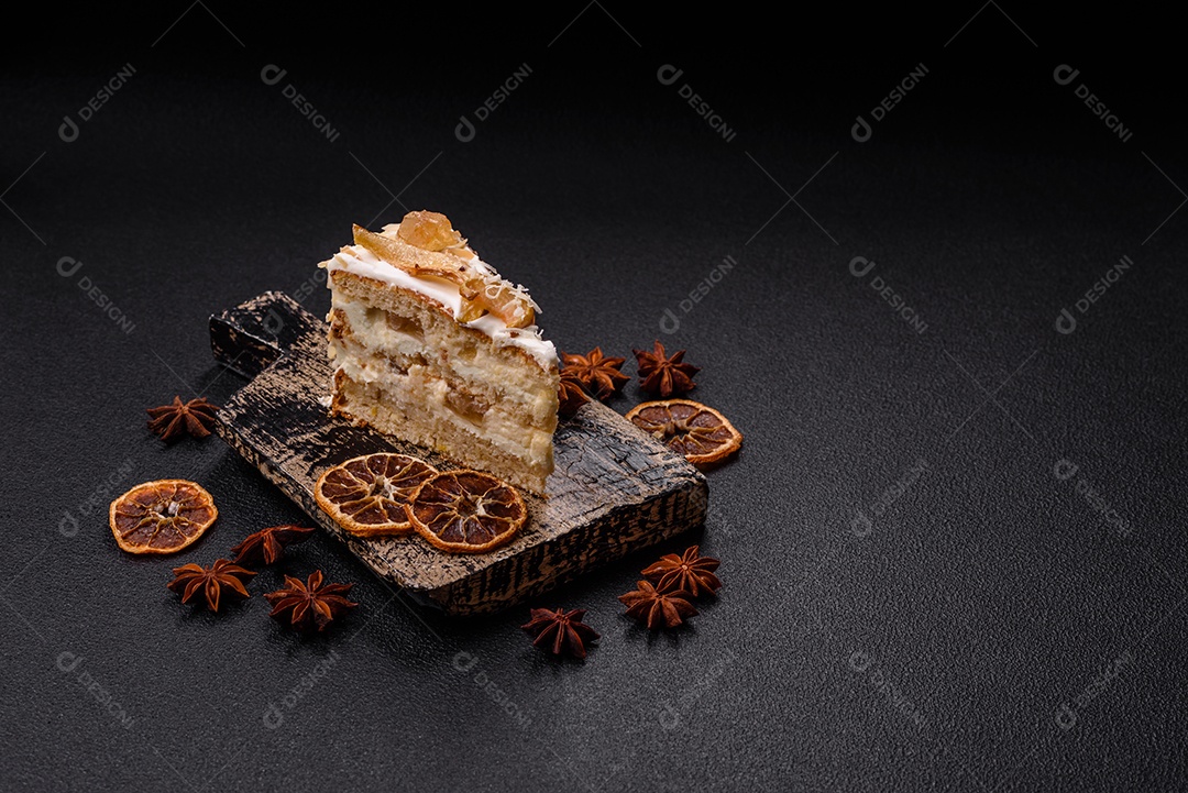 A imagem mostra uma Torta de Limão com Merengue