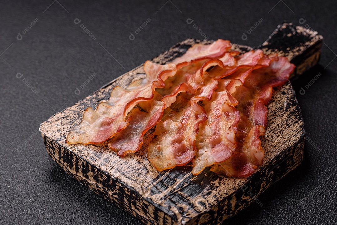 Retrato de fatias de toucinho ou bacon.