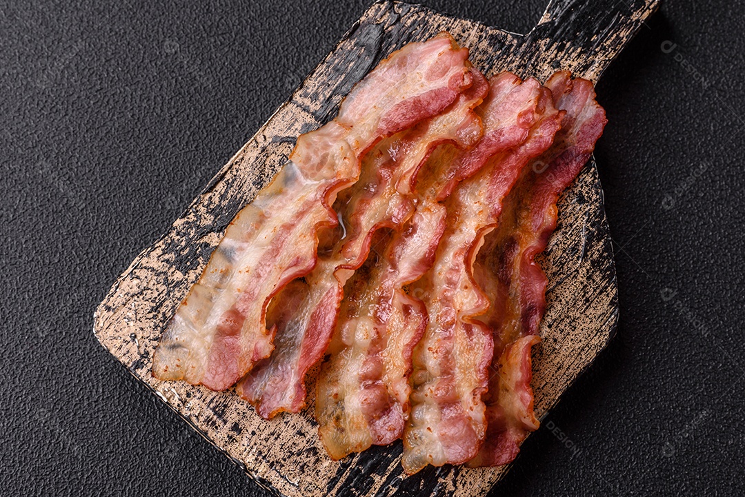 Retrato de fatias de toucinho ou bacon.