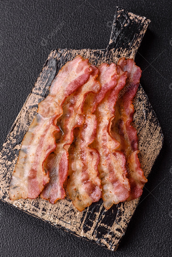 Retrato de fatias de toucinho ou bacon.
