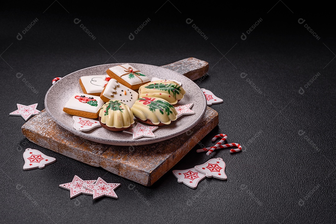 A imagem mostra madeleines, que são pequenos bolos franceses em forma de concha