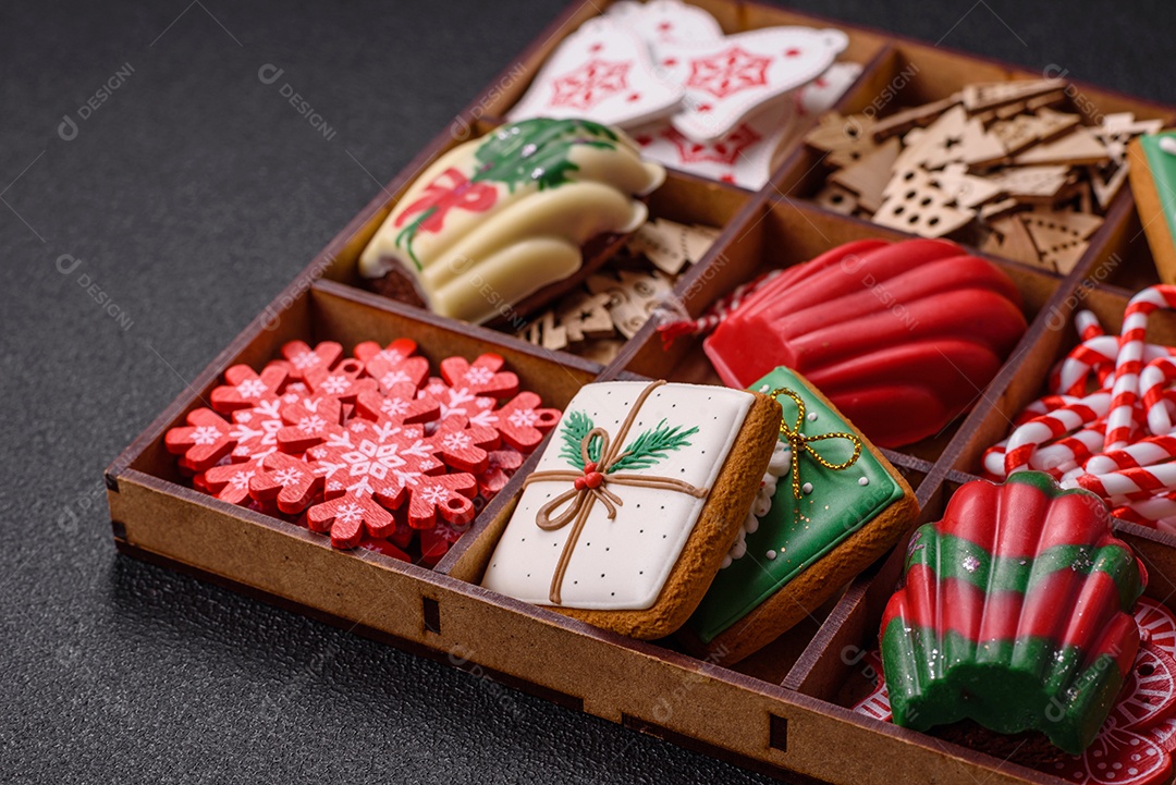 A imagem mostra madeleines, que são pequenos bolos tradicionais da culinária francesa