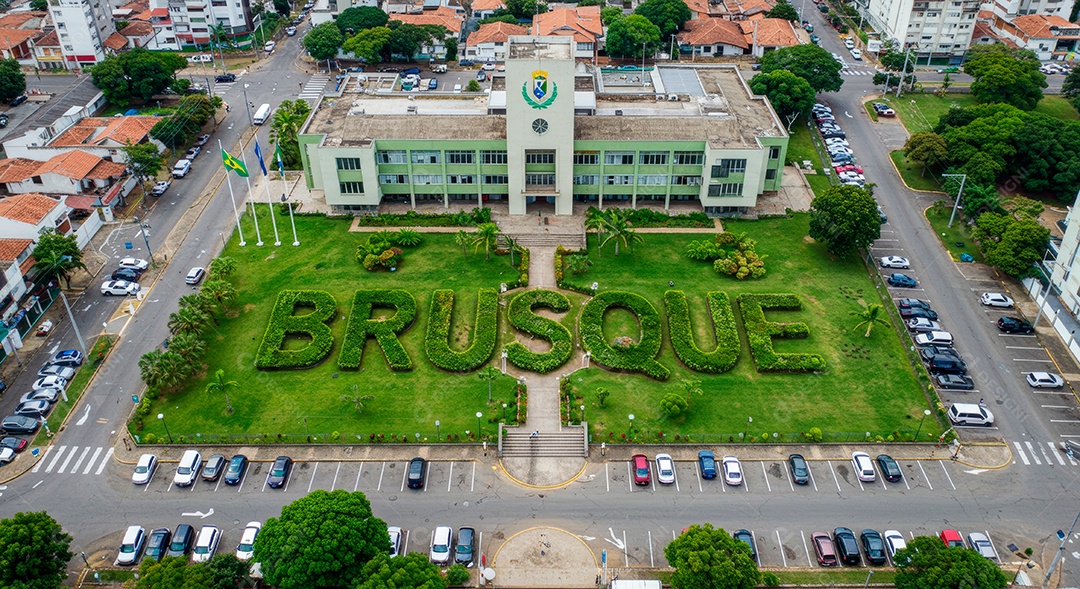 Lindo retrato realista de cidade turística Brusque.