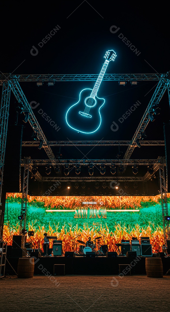 Cenário de Palco iluminado com luzes.