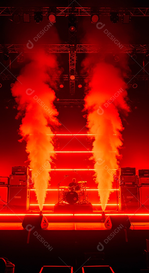 Cenário de Palco iluminado com luzes.