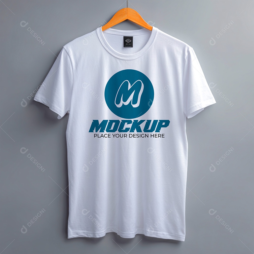 Mockup de Camiseta Feminina PSD Editável