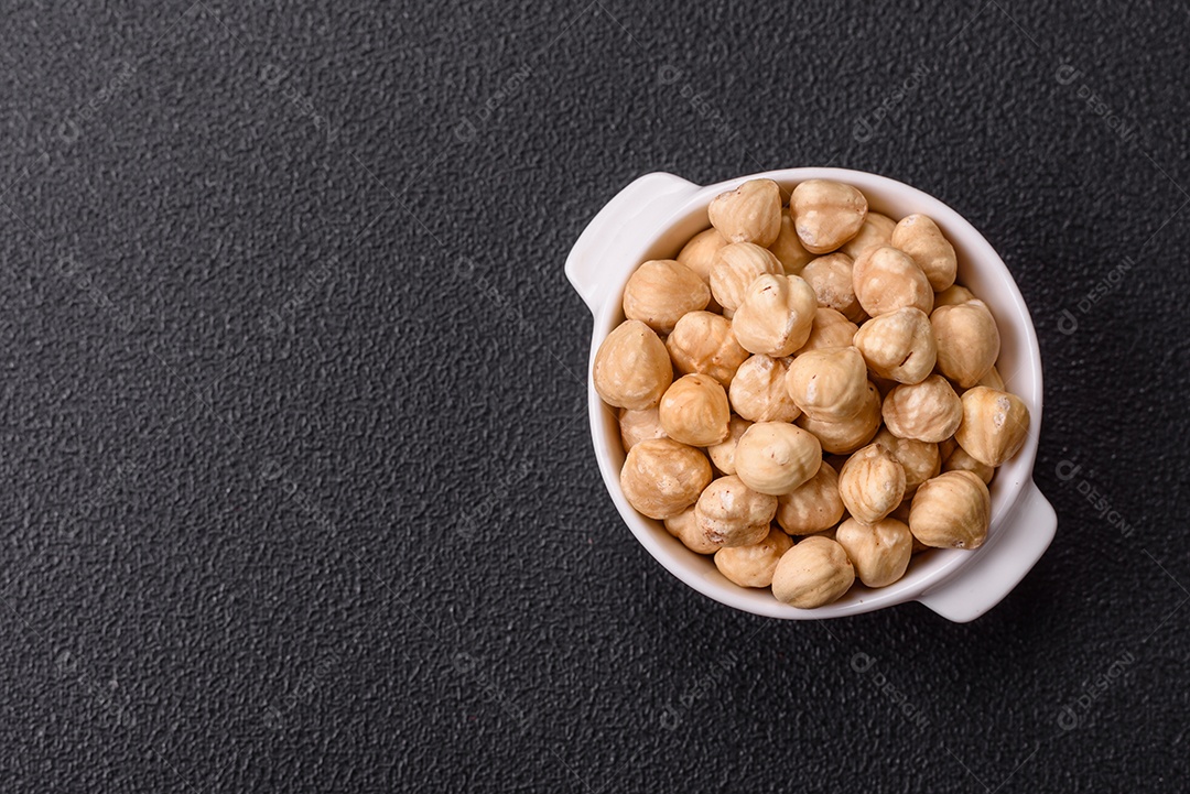 A imagem mostra nozes-pecã, um fruto seco com sabor amanteigado e textura crocante