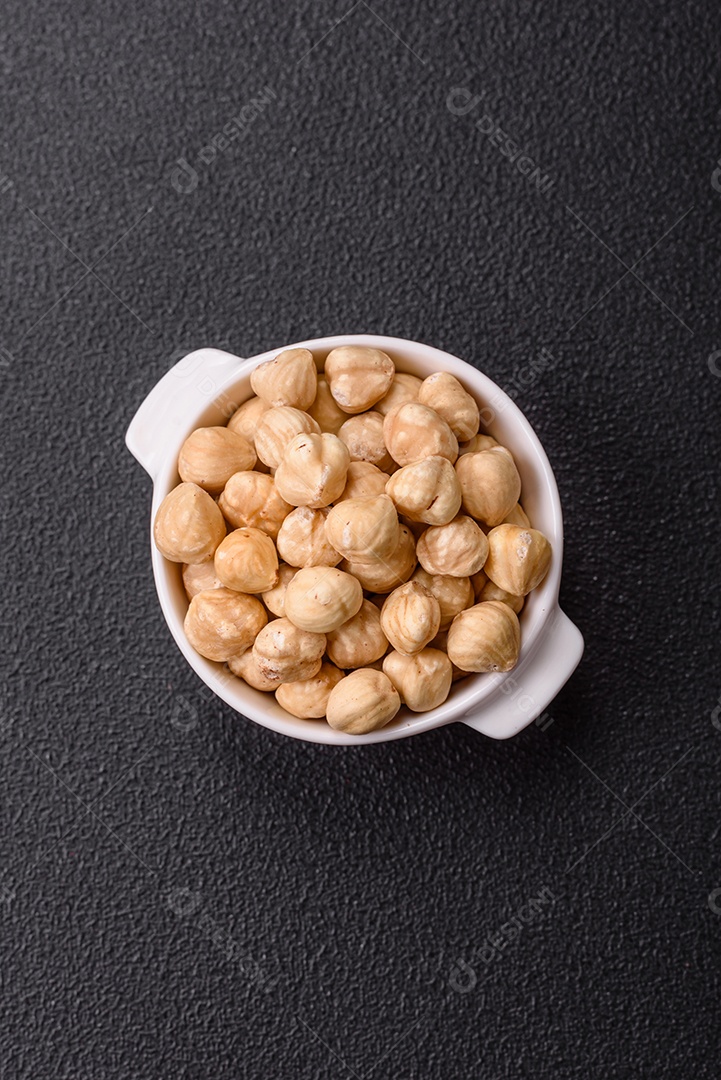 A imagem mostra nozes-pecã, um fruto seco com sabor amanteigado e textura crocante