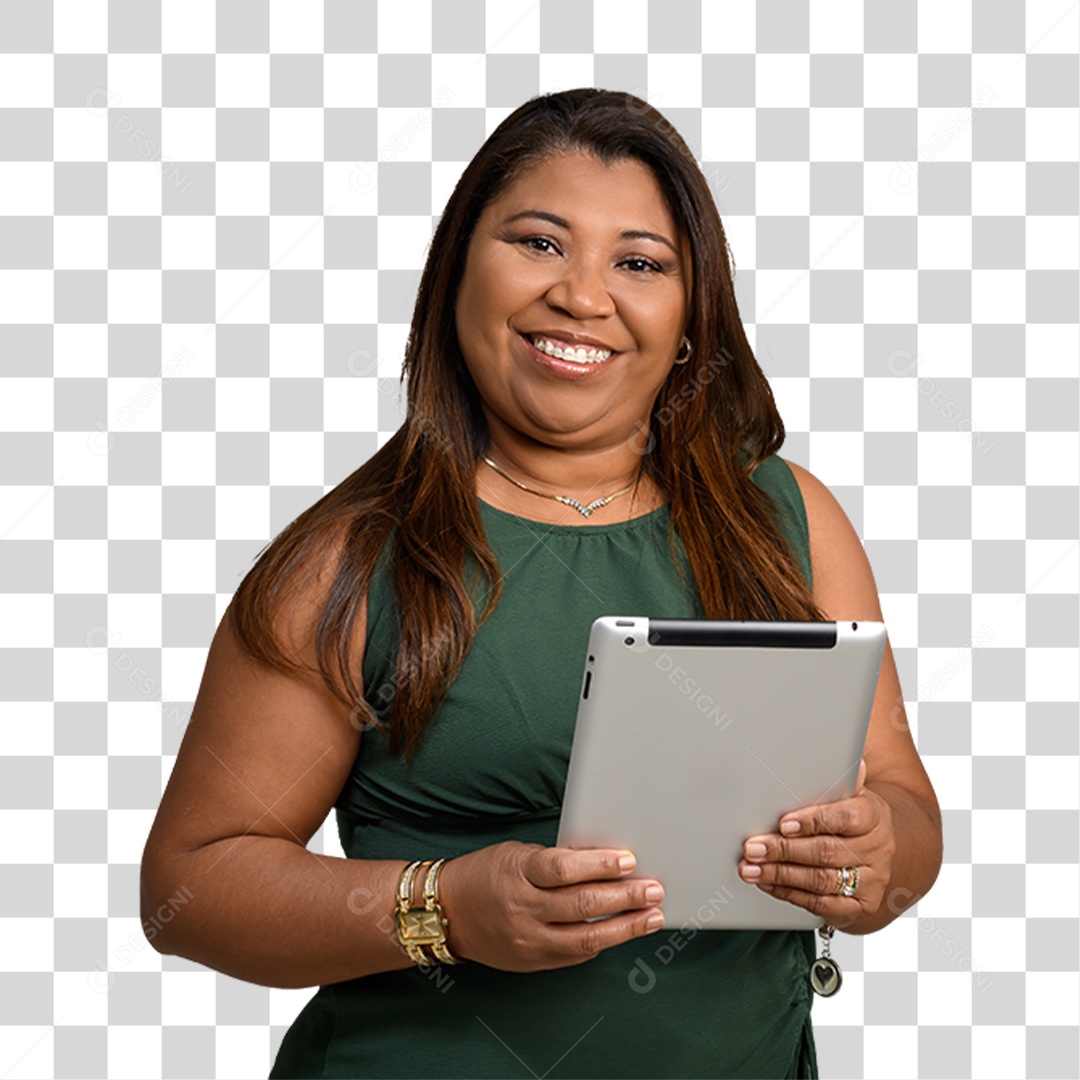 Mulher Morena Sorrindo Segurando Tablet PNG Transparente