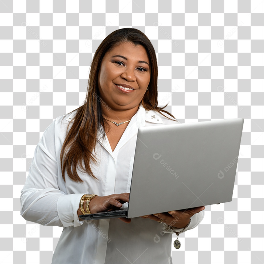 Mulher Morena Sorrindo Segurando Laptop PNG Transparente