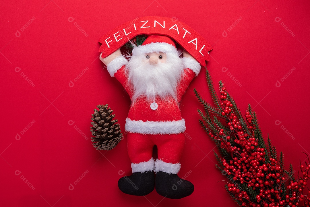 Decoração natalina festiva em fundo vermelho vibrante