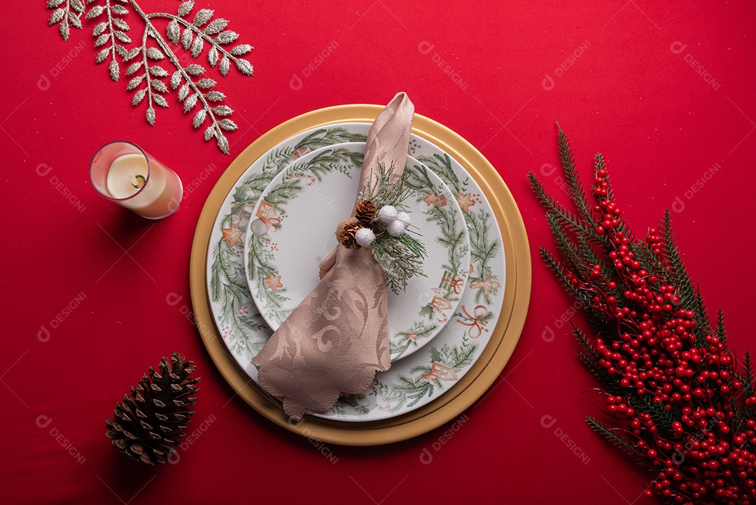 Decoração natalina festiva em fundo vermelho vibrante