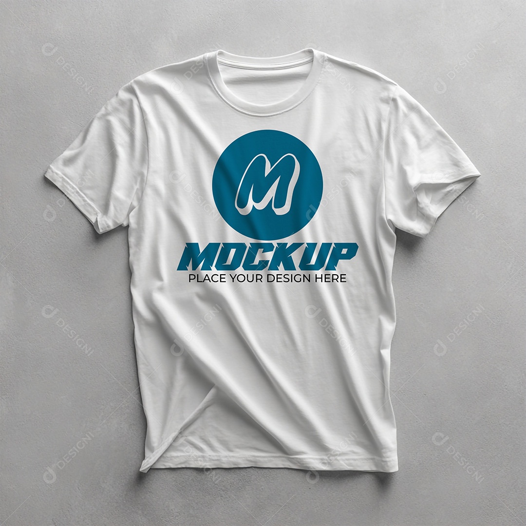 Mockup de Camiseta Masculina PSD Editável