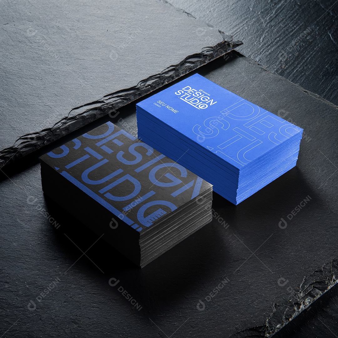 Mockup Cartão de Visita na Pedra PSD Editável